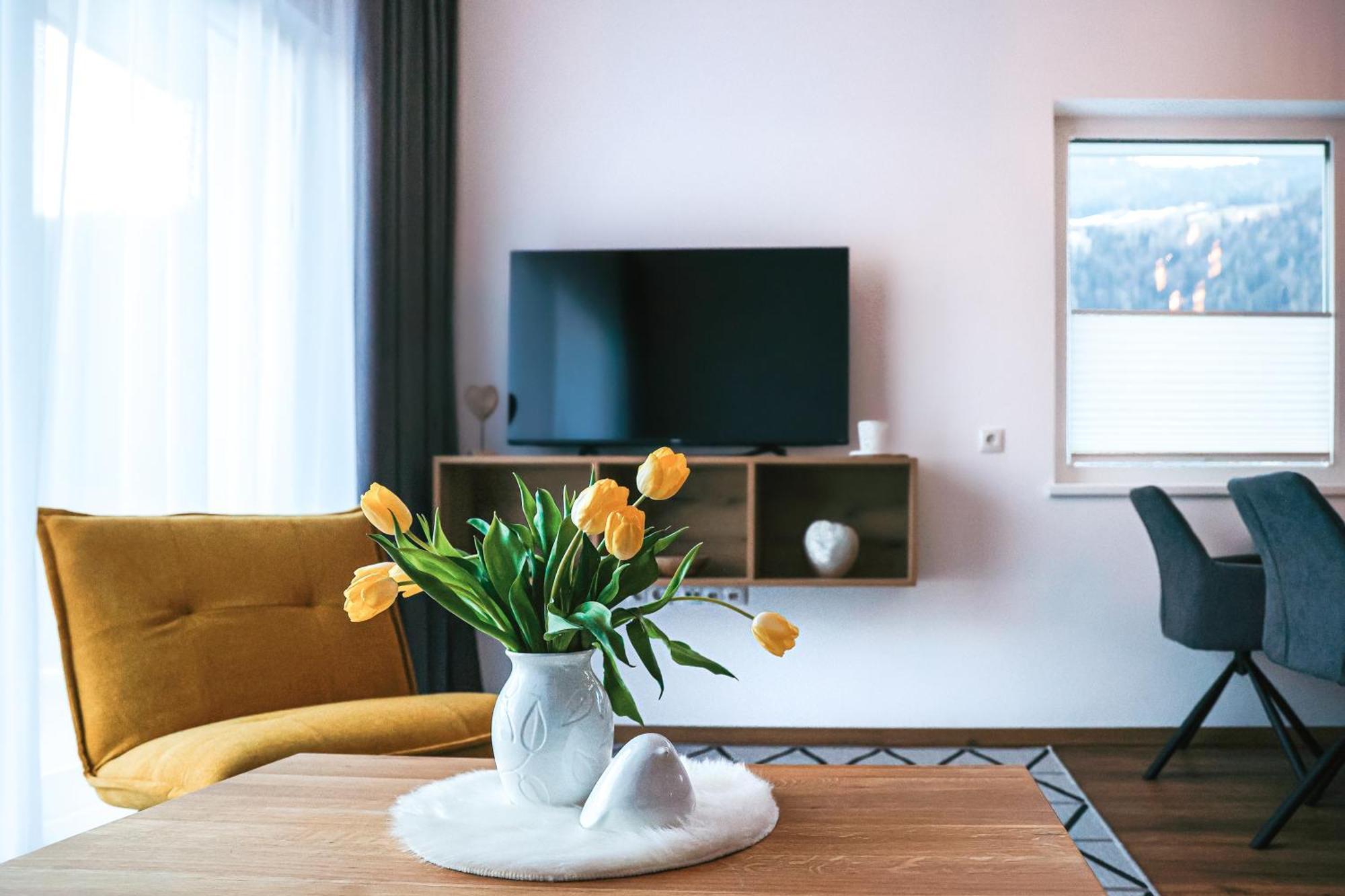 Alpenluxus Presents - Marias Zillertalblick With Roof Terrace, 3 Bedrooms & Parking Space 舒里特斯 外观 照片