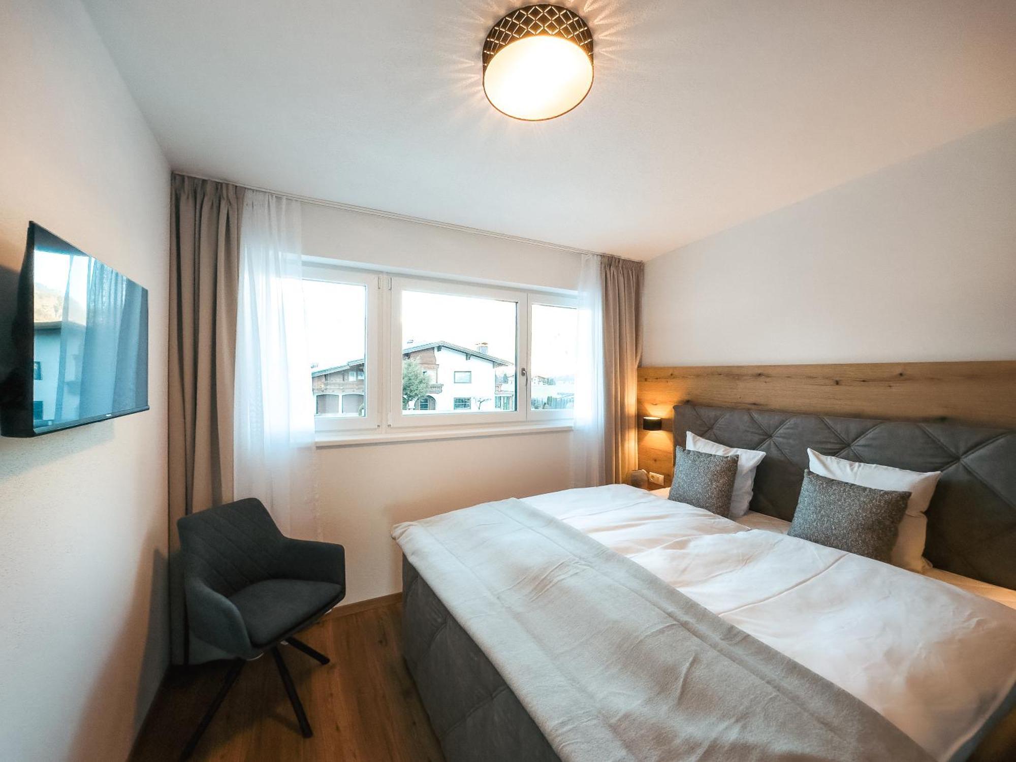 Alpenluxus Presents - Marias Zillertalblick With Roof Terrace, 3 Bedrooms & Parking Space 舒里特斯 外观 照片