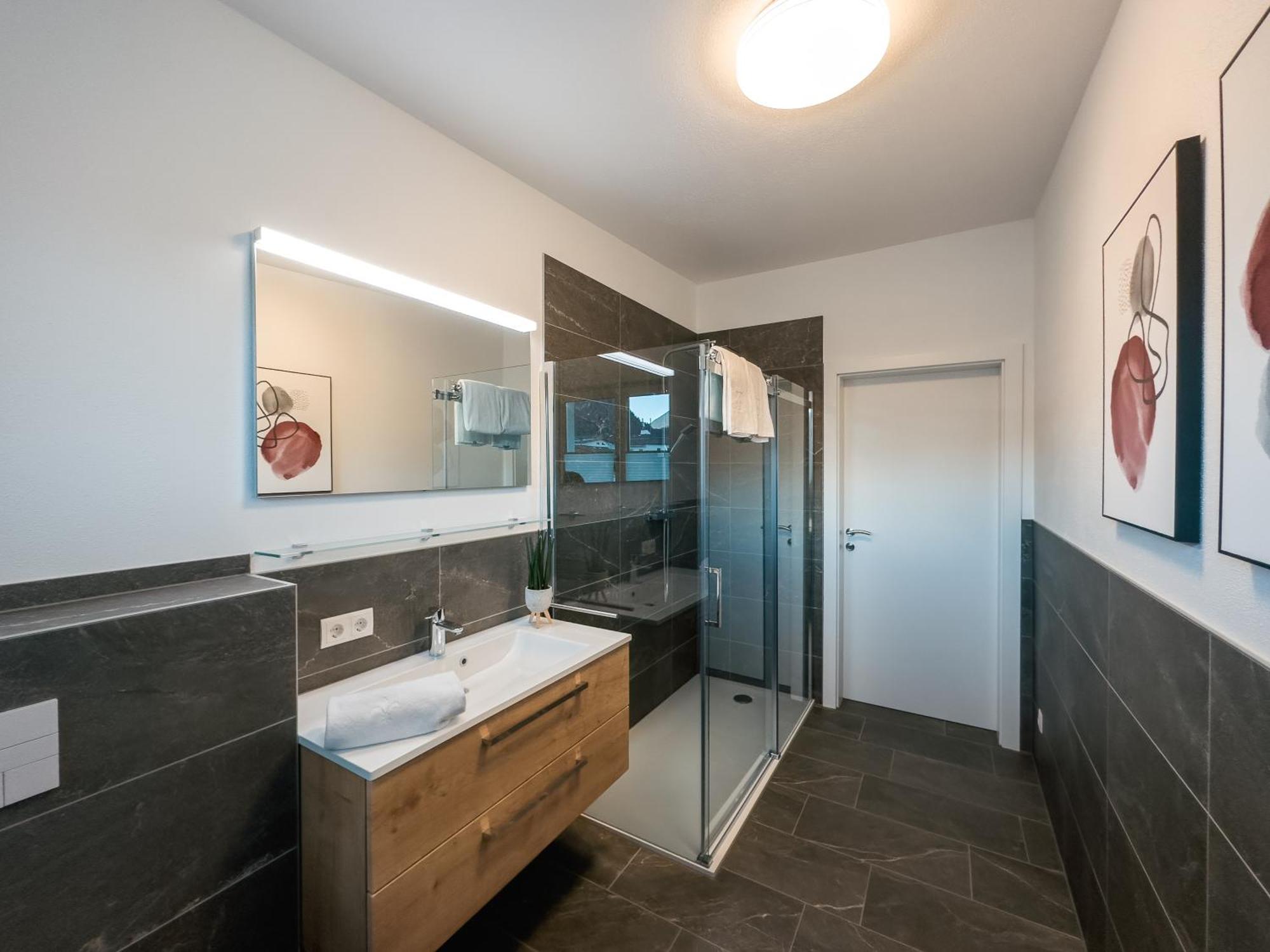 Alpenluxus Presents - Marias Zillertalblick With Roof Terrace, 3 Bedrooms & Parking Space 舒里特斯 外观 照片